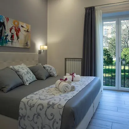 Royal Gardens Bed & Breakfast Caserta